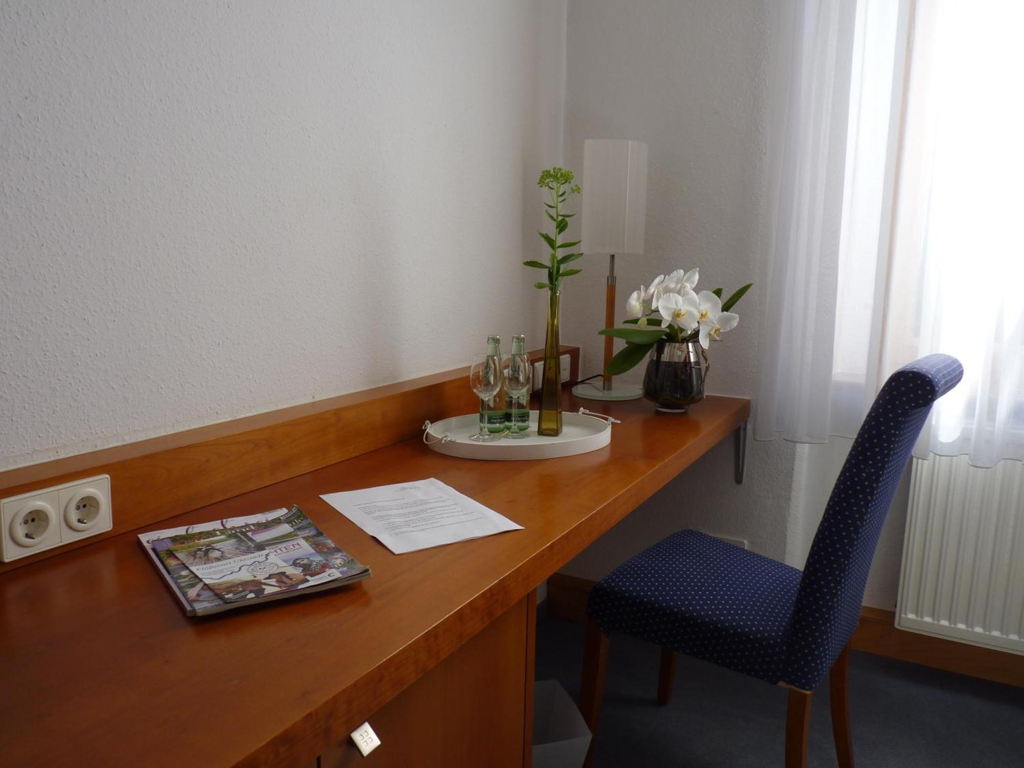 Hotel & Restaurant Schloss Weissenburg Uhlstadt-Kirchhasel Room photo